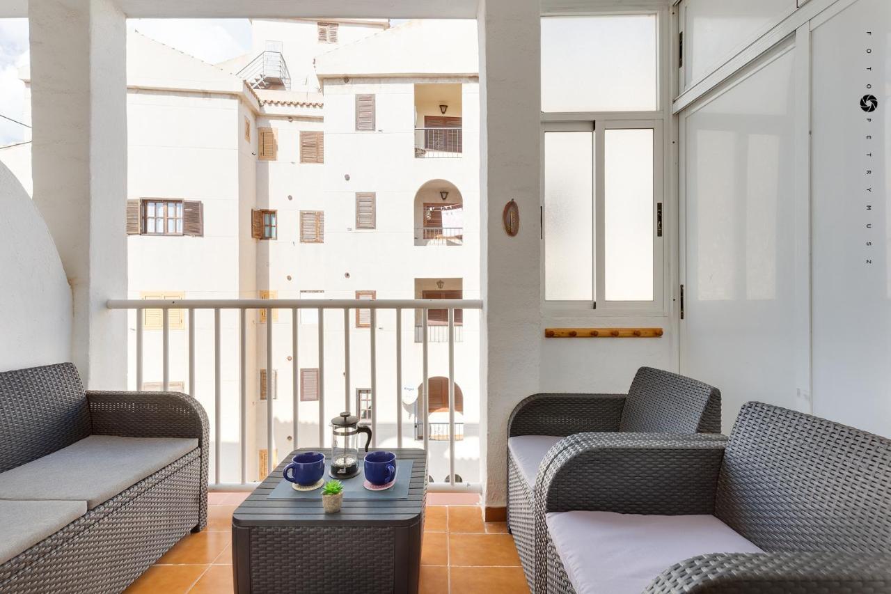 Apartment With Pool & Balcony Less Than 10Min Walk To La Mata Beach! 托雷维耶哈 外观 照片
