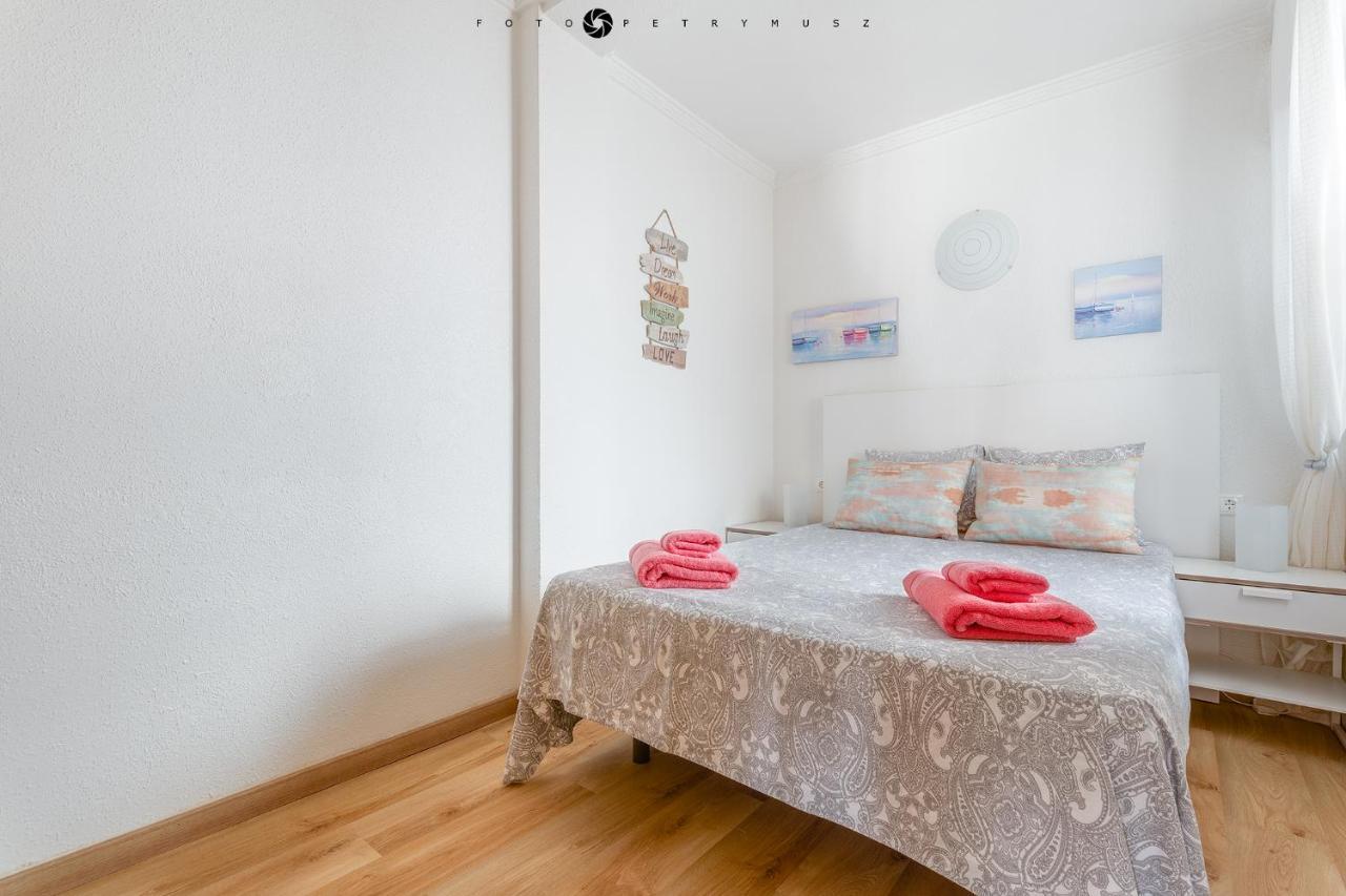 Apartment With Pool & Balcony Less Than 10Min Walk To La Mata Beach! 托雷维耶哈 外观 照片